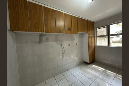 Apartamento à venda com 77m², 3 quartos e sem vaga