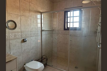 Casa de condomínio à venda com 290m², 3 quartos e 2 vagasBanheiro