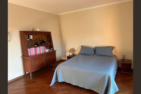 Casa de condomínio à venda com 290m², 3 quartos e 2 vagasQuarto 2
