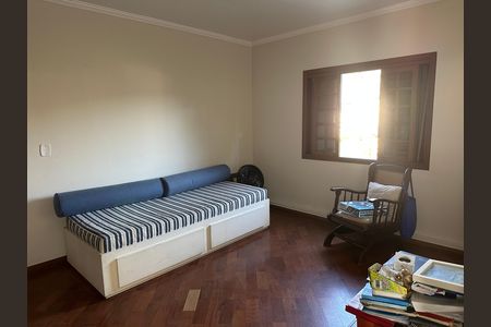Casa de condomínio à venda com 290m², 3 quartos e 2 vagasQuarto 1