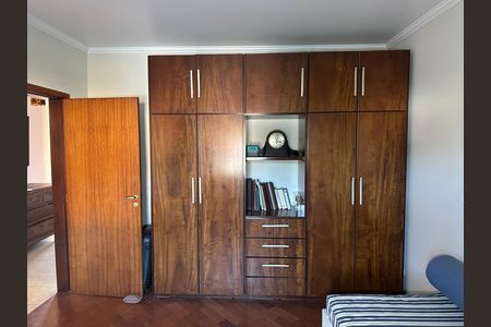 Quarto 1 de casa de condomínio à venda com 3 quartos, 290m² em Morada das Flores (aldeia da Serra), Barueri