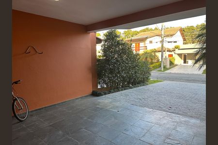 Casa de condomínio à venda com 290m², 3 quartos e 2 vagasGaragem