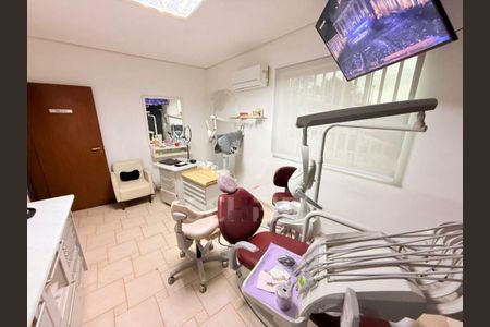 Casa à venda com 3 quartos, 150m² em Vila Arriete, São Paulo