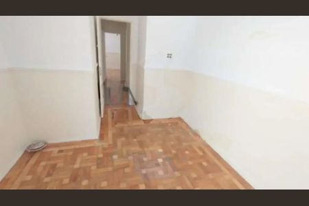 Casa à venda com 3 quartos, 108m² em Vila Marari, São Paulo