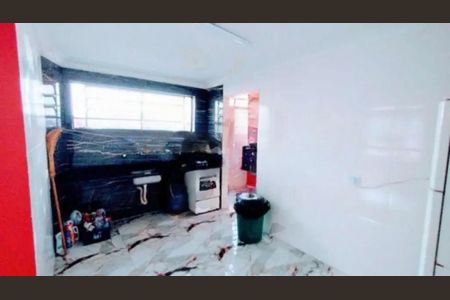 Casa à venda com 108m², 3 quartos e 2 vagas