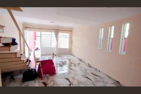 Casa à venda com 3 quartos, 108m² em Vila Marari, São Paulo