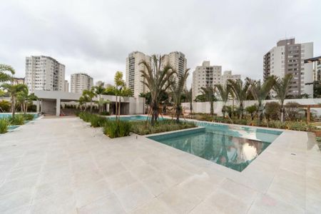 Apartamento à venda com 3 quartos, 121m² em Vila Sofia, São Paulo