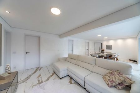 Apartamento à venda com 3 quartos, 121m² em Vila Sofia, São Paulo