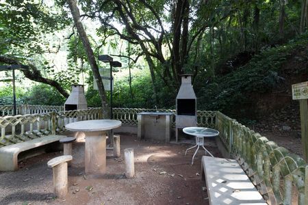 Apartamento para alugar com 51m², 2 quartos e 1 vaga Apartamento para alugar com 51m², 2 quartos e 1 vagaÁrea comum - Churrasqueira