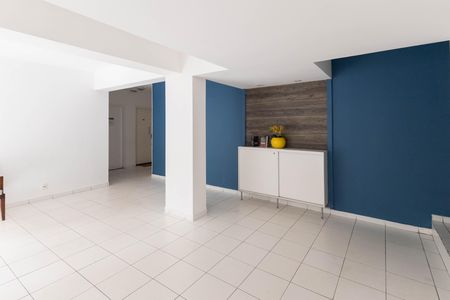 Apartamento para alugar com 51m², 2 quartos e 1 vaga Apartamento para alugar com 51m², 2 quartos e 1 vagaHall