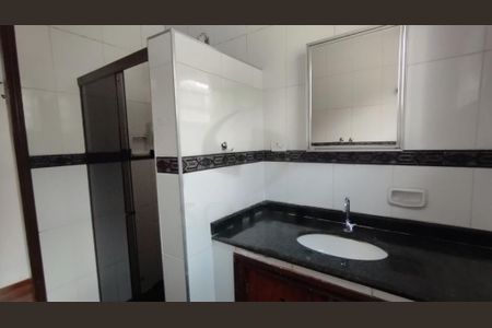 Casa à venda com 140m², 2 quartos e 2 vagas