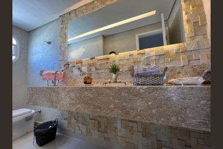 Apartamento à venda com 3 quartos, 320m² em Vila Sofia, São Paulo