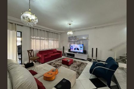 Casa à venda com 180m², 3 quartos e 8 vagas