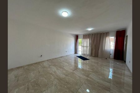 Casa à venda com 3 quartos, 180m² em Vila Almeida, São Paulo