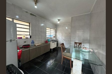 Casa à venda com 180m², 3 quartos e 8 vagas