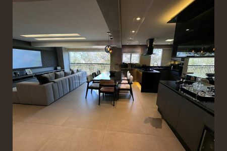 Apartamento à venda com 200m², 3 quartos e 2 vagas