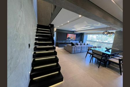 Apartamento à venda com 200m², 3 quartos e 2 vagas