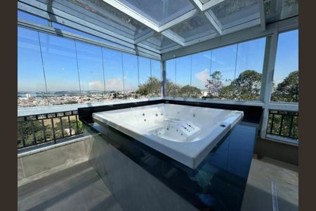 Apartamento à venda com 200m², 3 quartos e 2 vagas