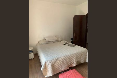 Casa à venda com 4 quartos, 380m² em Jardim Santa Helena, São Paulo