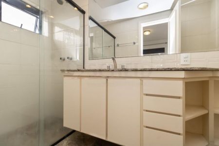 Apartamento à venda com 157m², 3 quartos e 3 vagas