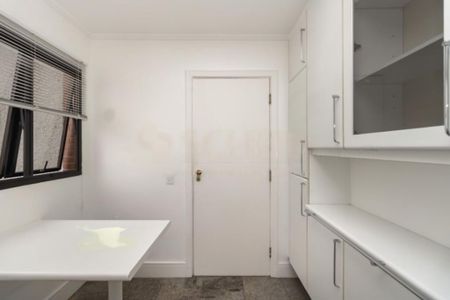 Apartamento à venda com 157m², 3 quartos e 3 vagas