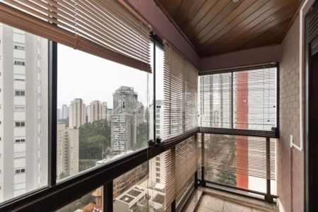 Apartamento à venda com 157m², 3 quartos e 3 vagas