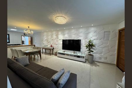 Casa à venda com 135m², 3 quartos e 2 vagas