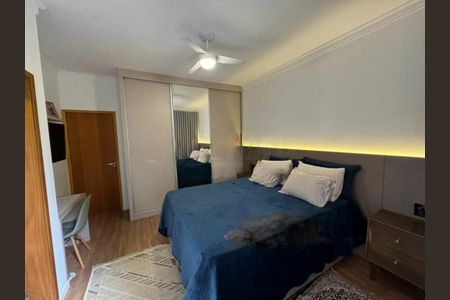 Casa à venda com 135m², 3 quartos e 2 vagas