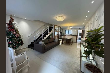 Casa à venda com 135m², 3 quartos e 2 vagas