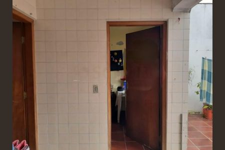Casa à venda com 3 quartos, 160m² em Vila Campo Grande, São Paulo