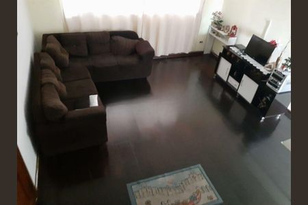 Casa à venda com 3 quartos, 160m² em Vila Campo Grande, São Paulo
