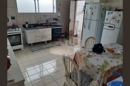 Casa à venda com 160m², 3 quartos e 2 vagas