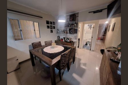 Casa à venda com 3 quartos, 400m² em Jardim da Gloria, São Paulo