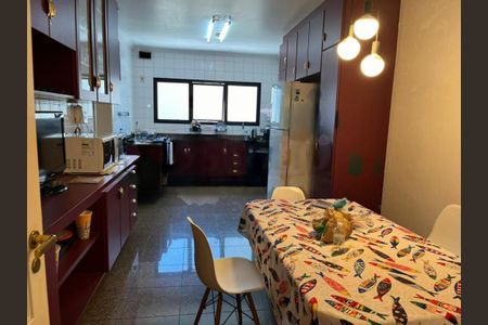 Apartamento à venda com 310m², 4 quartos e 4 vagas