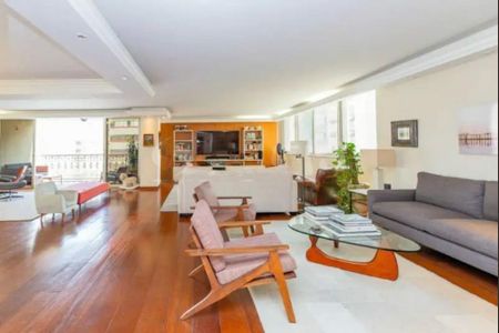 Apartamento à venda com 3 quartos, 225m² em Itaim Bibi, São Paulo