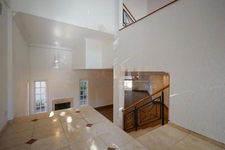 Casa à venda com 4 quartos, 434m² em Jardim Marajoara, São Paulo