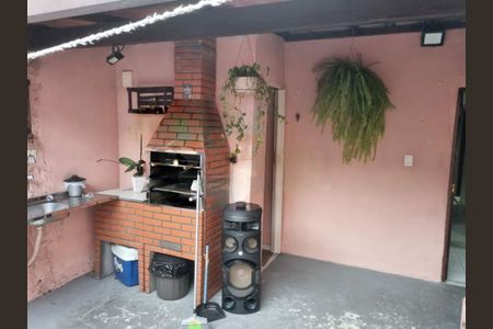 Casa à venda com 2 quartos, 190m² em Campo Grande, São Paulo