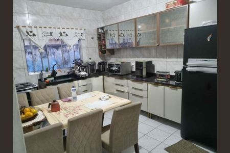 Casa à venda com 2 quartos, 190m² em Campo Grande, São Paulo