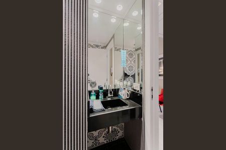 Apartamento à venda com 186m², 2 quartos e 3 vagasLavabo