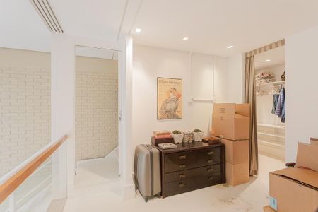 Apartamento à venda com 186m², 2 quartos e 3 vagasSuíte 1