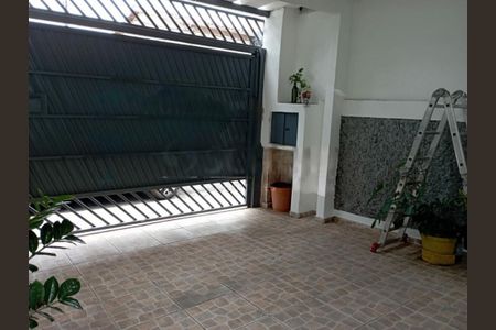 Casa à venda com 99m², 2 quartos e 2 vagas