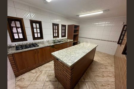 Casa à venda com 320m², 4 quartos e 5 vagas