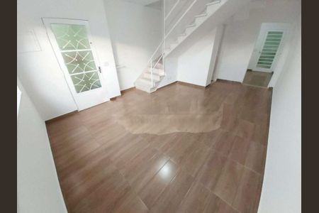 Casa à venda com 2 quartos, 150m² em Cidade Dutra, São Paulo