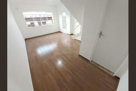 Casa à venda com 150m², 2 quartos e 2 vagas