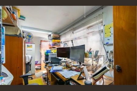 Casa à venda com 3 quartos, 130m² em Campo Belo, São Paulo