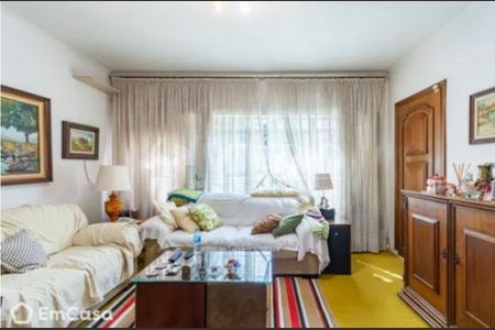 Casa à venda com 3 quartos, 130m² em Campo Belo, São Paulo