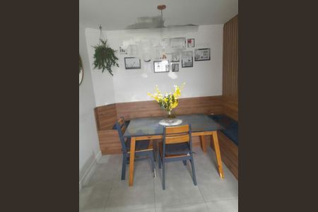 Casa à venda com 3 quartos, 80m² em Jardim Santa Cruz (Campo Grande), São Paulo