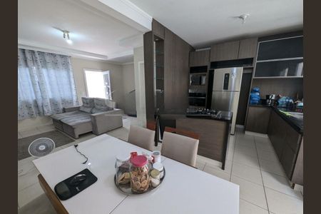 Casa à venda com 3 quartos, 102m² em Jardim Santa Cruz (Campo Grande), São Paulo