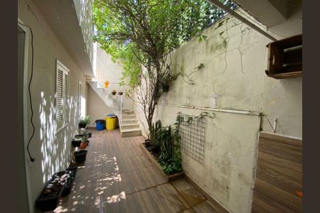Casa à venda com 100m², 3 quartos e 1 vaga