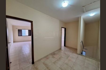 Casa à venda com 3 quartos, 189m² em Vila Campo Grande, São Paulo